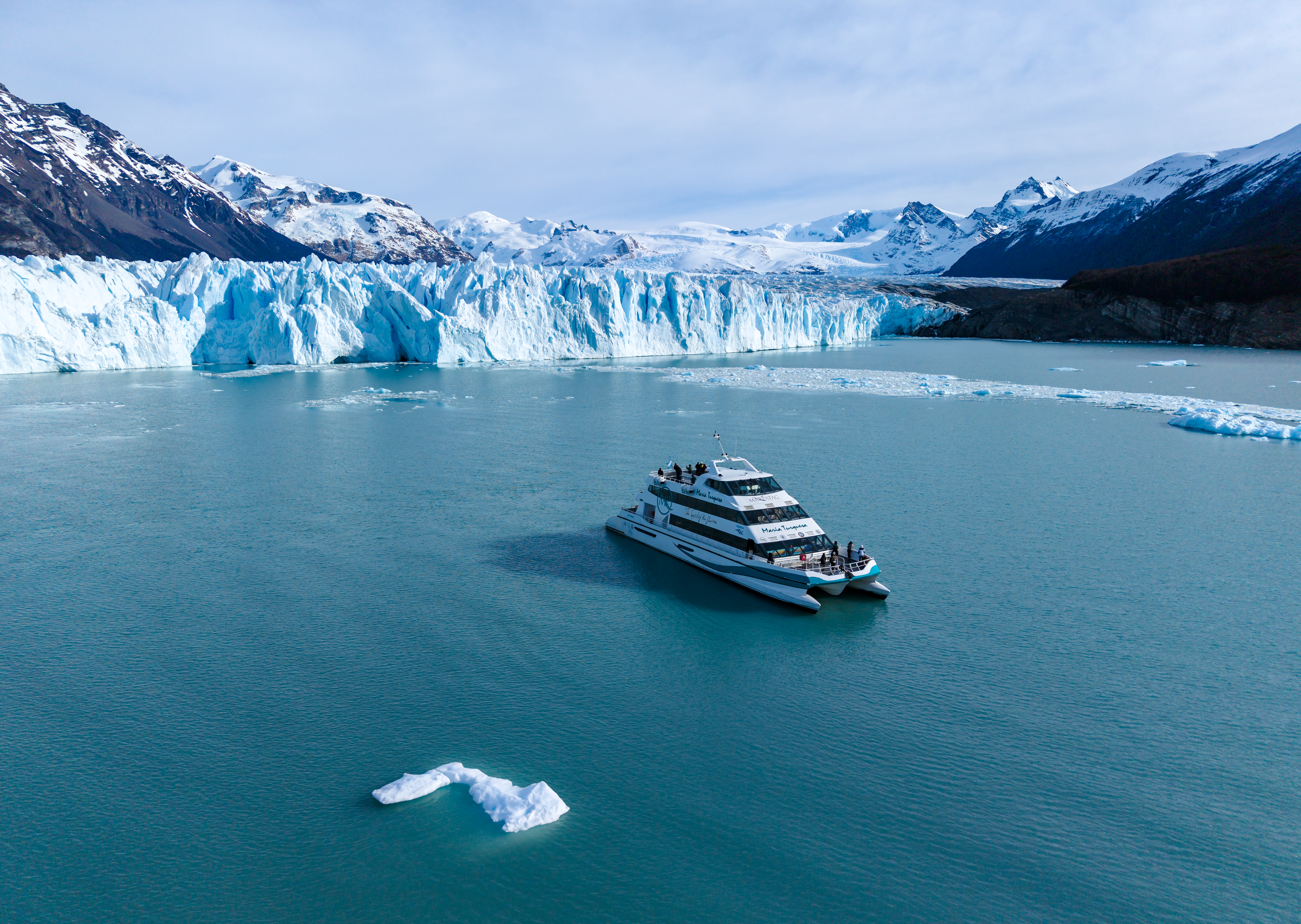 Perito Moreno Glacier María Turquesa Cruise